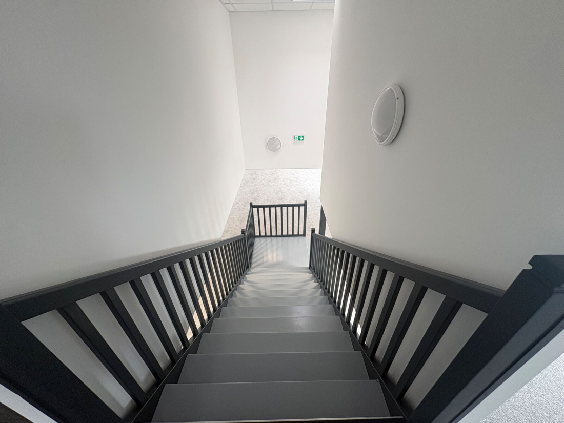 Photo 8 – location entrepôts / activités	COUERON (44220)
