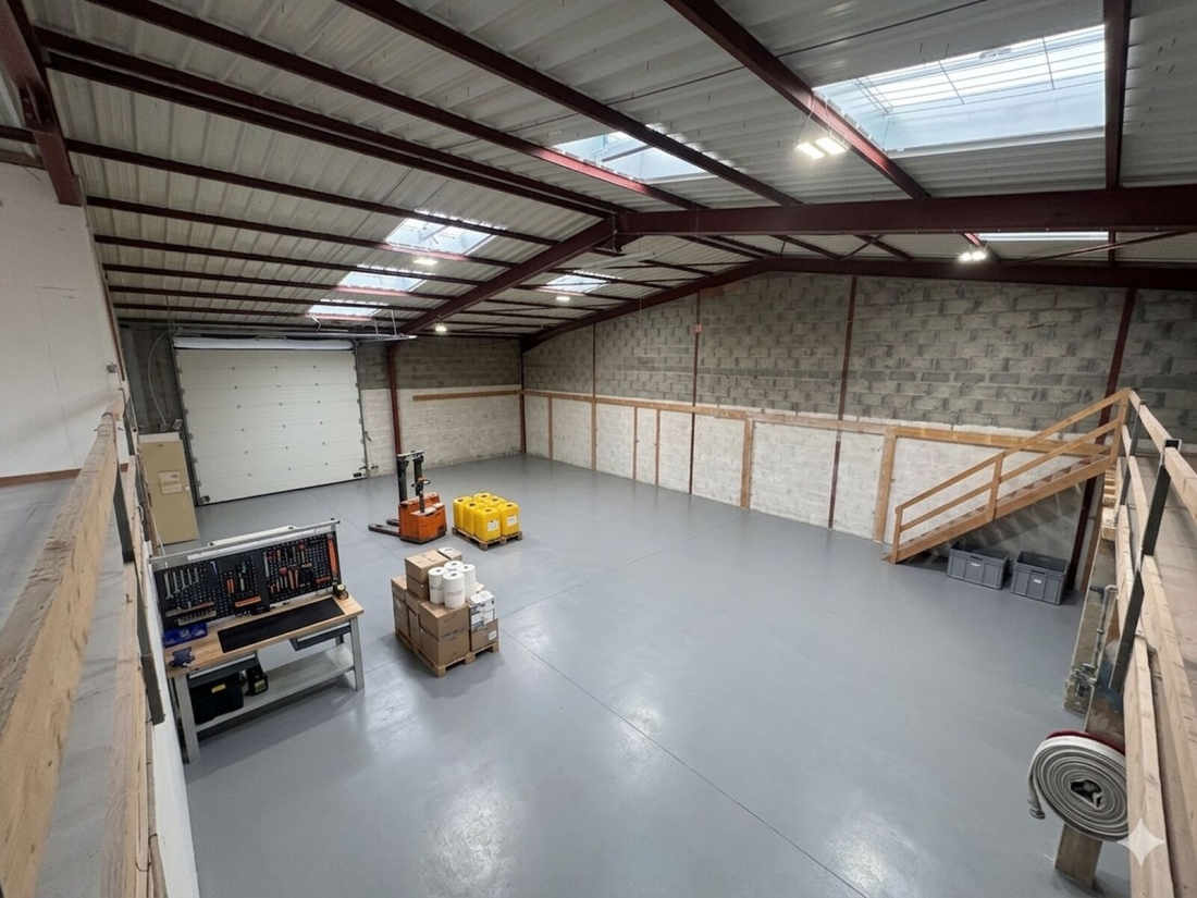 Photo 4 – location entrepôts / activités	CARQUEFOU (44470)
