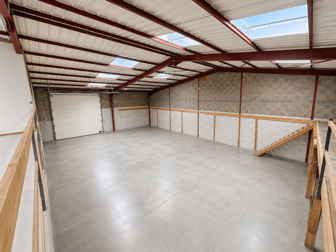 Photo 3 – location entrepôts / activités	CARQUEFOU (44470)