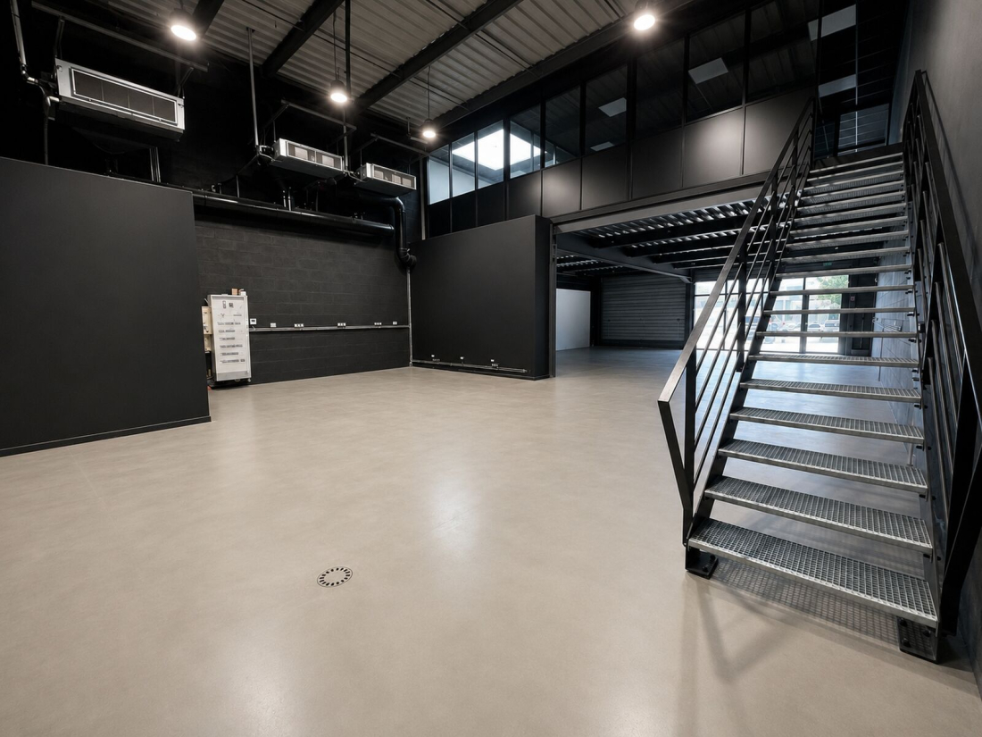 Photo 3 – location entrepôts / activités	ORVAULT (44700)