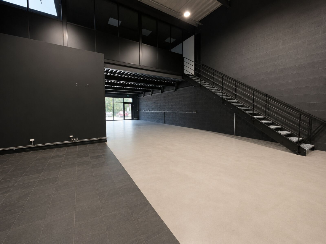 Photo 4 – location entrepôts / activités	ORVAULT (44700)