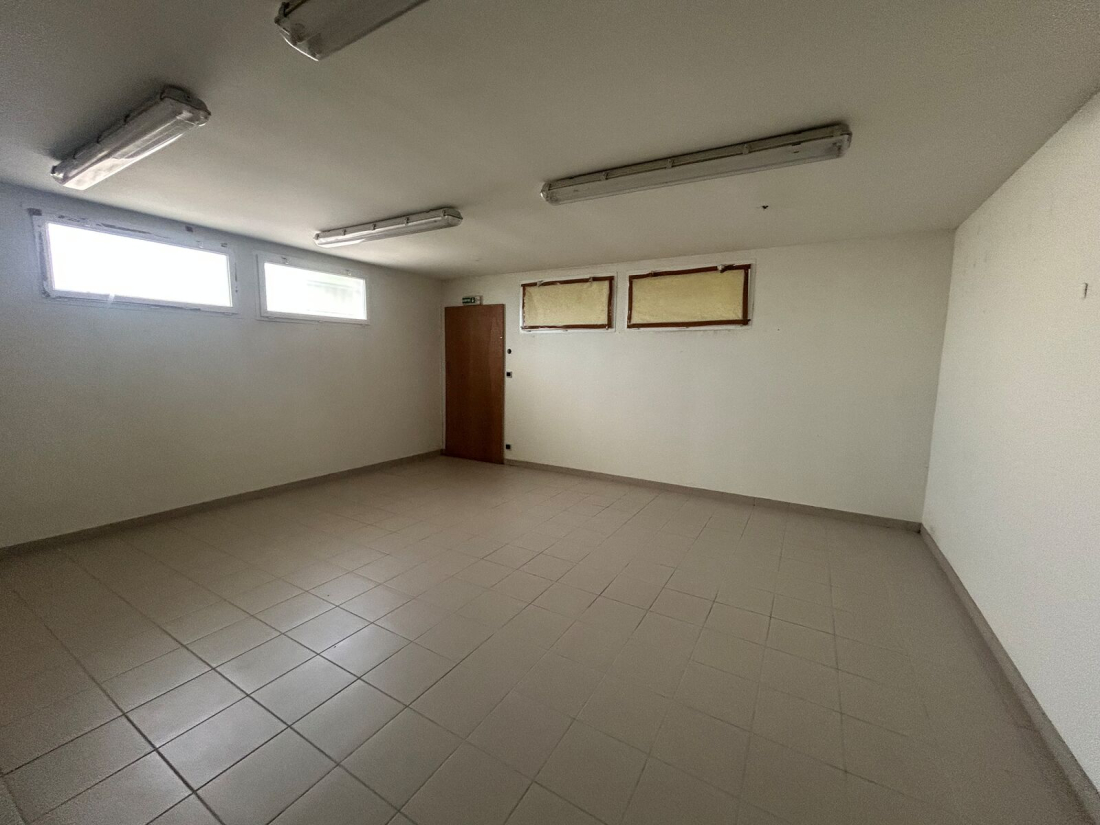 Photo 4 – location bureaux	LARMOR PLAGE (56260)