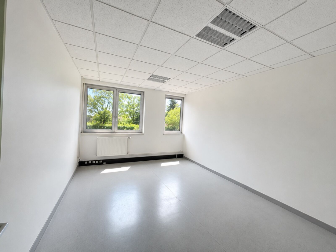 Photo 3 – location bureaux	VANNES (56000)