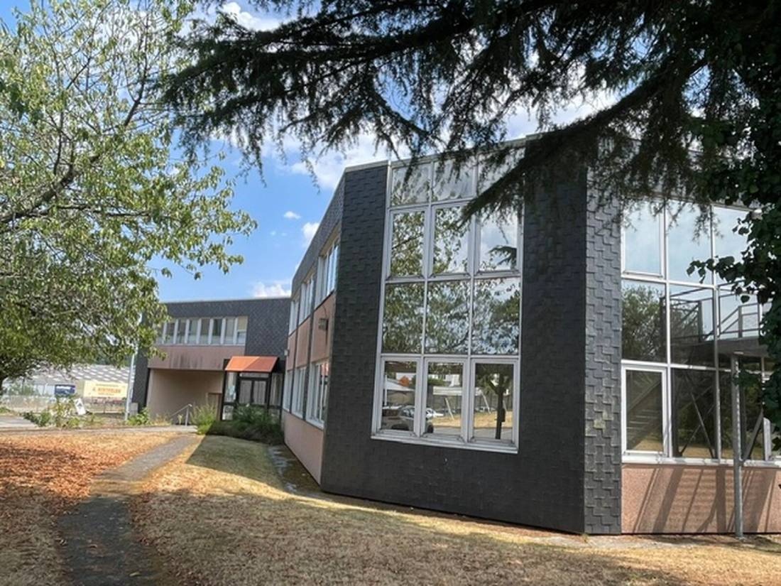 Photo 1 – location bureaux	VANNES (56000)