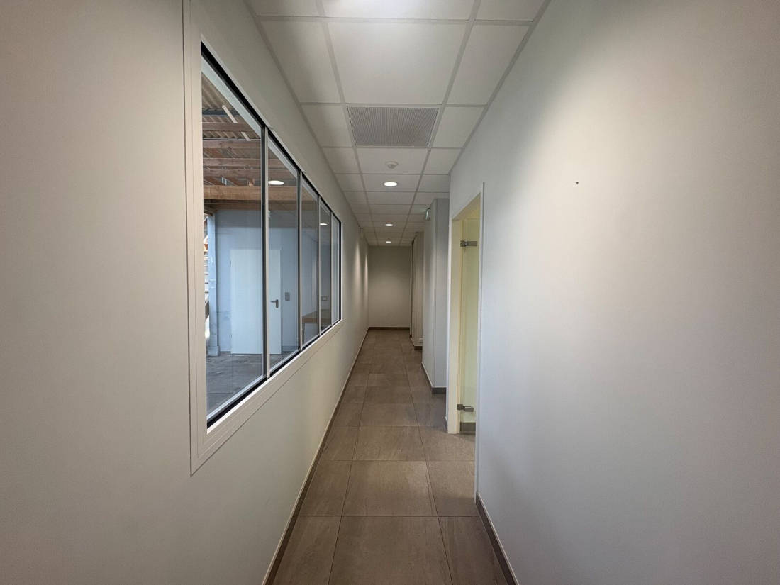 Photo 14 – location entrepôts / activités	TREILLIERES (44119)