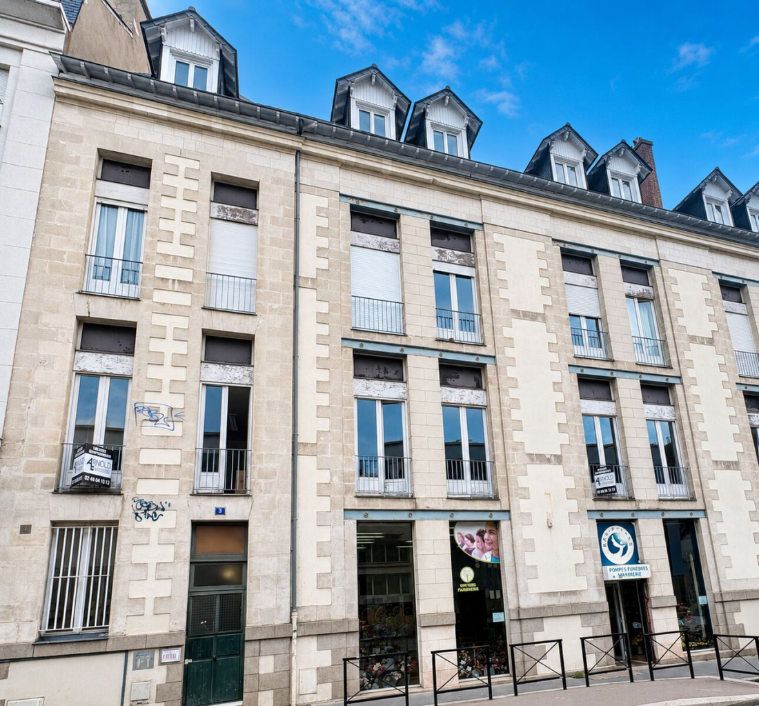 Photo 1 – location bureaux	NANTES (44000)