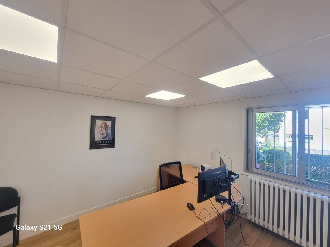Photo 4 – vente entrepôts / activités	SAINT HERBLAIN (44800)