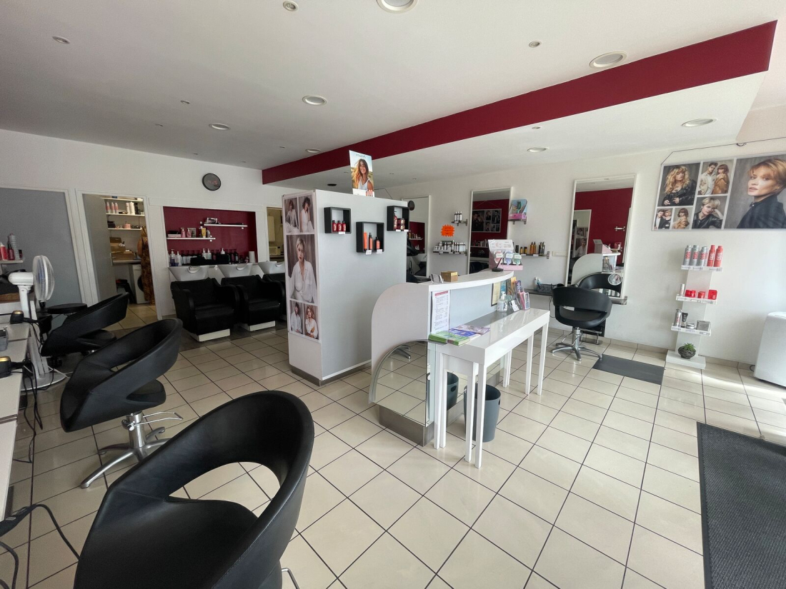 Photo 3 – location Local commercial	SAUTRON (44880)