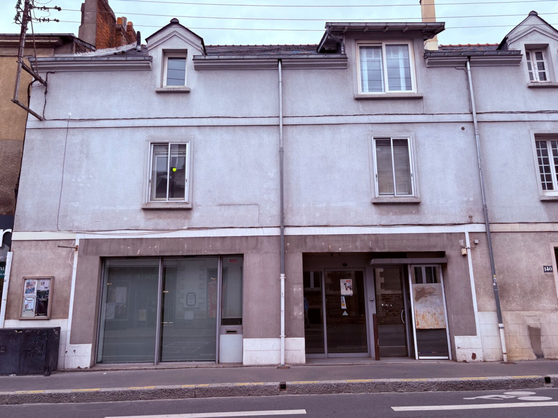 Photo 1 – location bureaux	NANTES (44000)