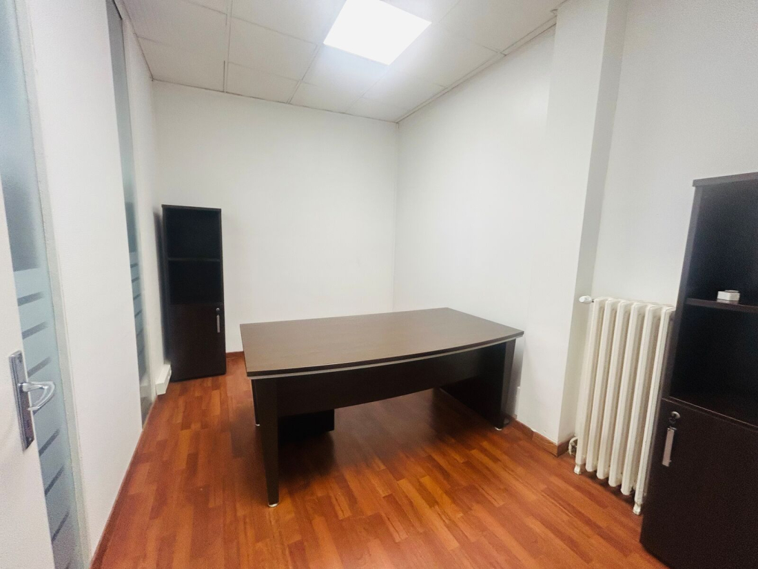Photo 2 – location Local commercial	LORIENT (56100)