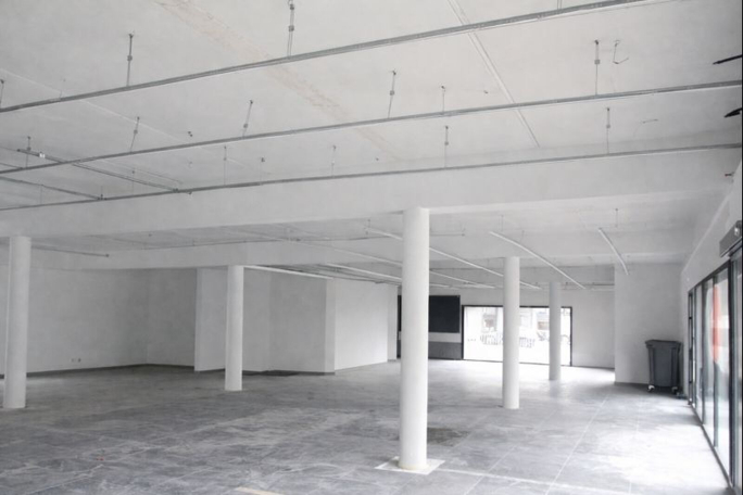 Photo 1 – location Local commercial	PLESCOP (56890)