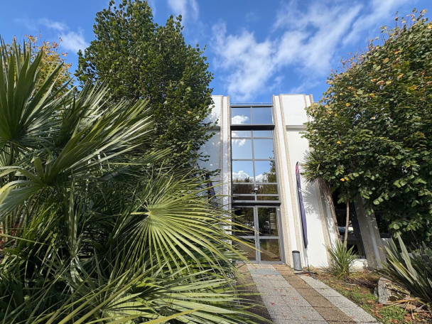 Photo 1 – location bureaux	NANTES (44300)