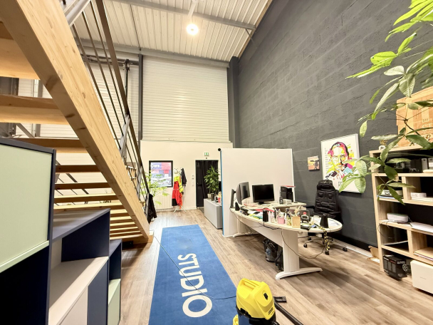 Photo 1 – vente bureaux	VANNES (56000)