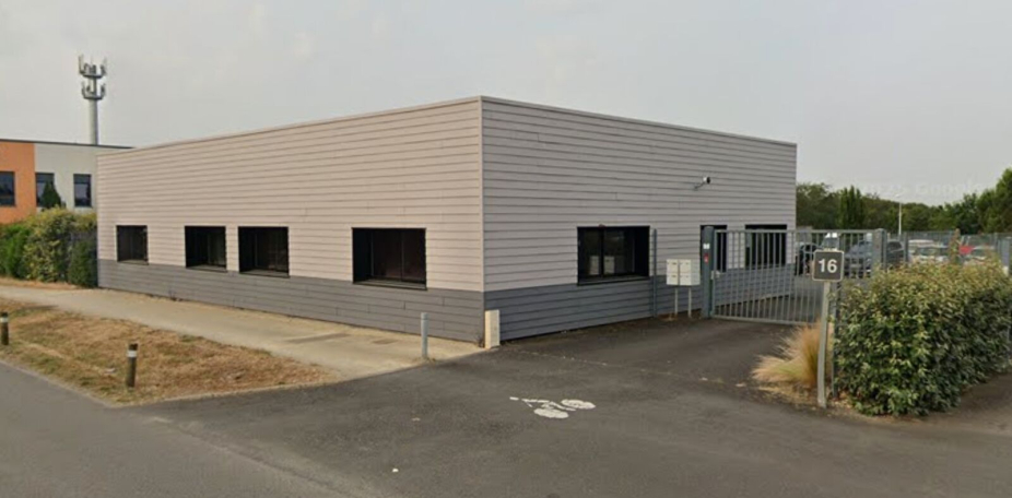 Photo 1 – location bureaux	LES SORINIERES (44840)