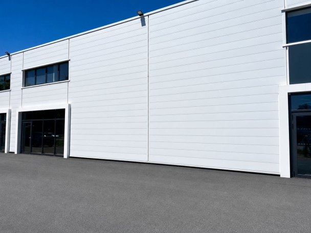 Photo 1 – location entrepôts / activités	ORVAULT (44700)