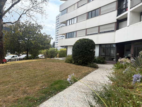 Photo 1 – location bureaux	NANTES (44200)