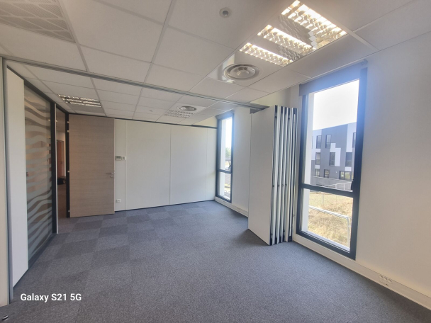 Photo 1 – location bureaux	ORVAULT (44700)
