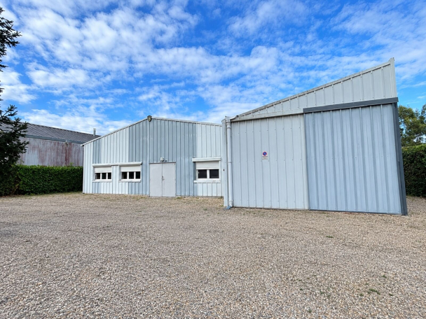 Photo 1 – location entrepôts / activités	PLOEREN (56880)