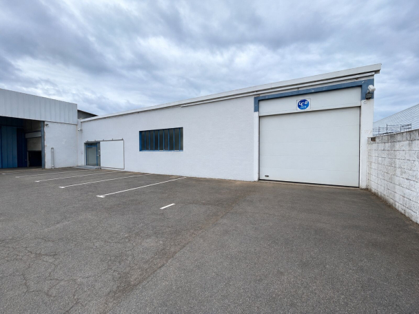 Photo 1 – location entrepôts / activités	CARQUEFOU (44470)